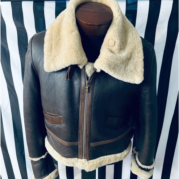 Ugg Genuine Leather Sherpa Lined Aviator Bomber Jacket (see measurements) - Picture 2 of 13